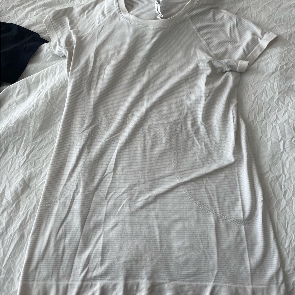white lulu swiftly tech